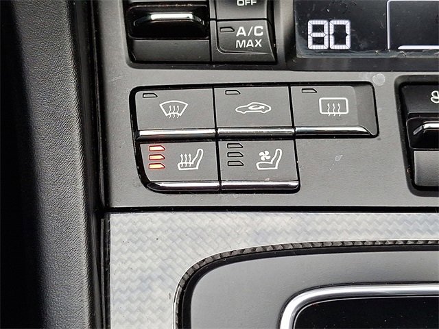 Used 2015 Porsche 911 Turbo image 22