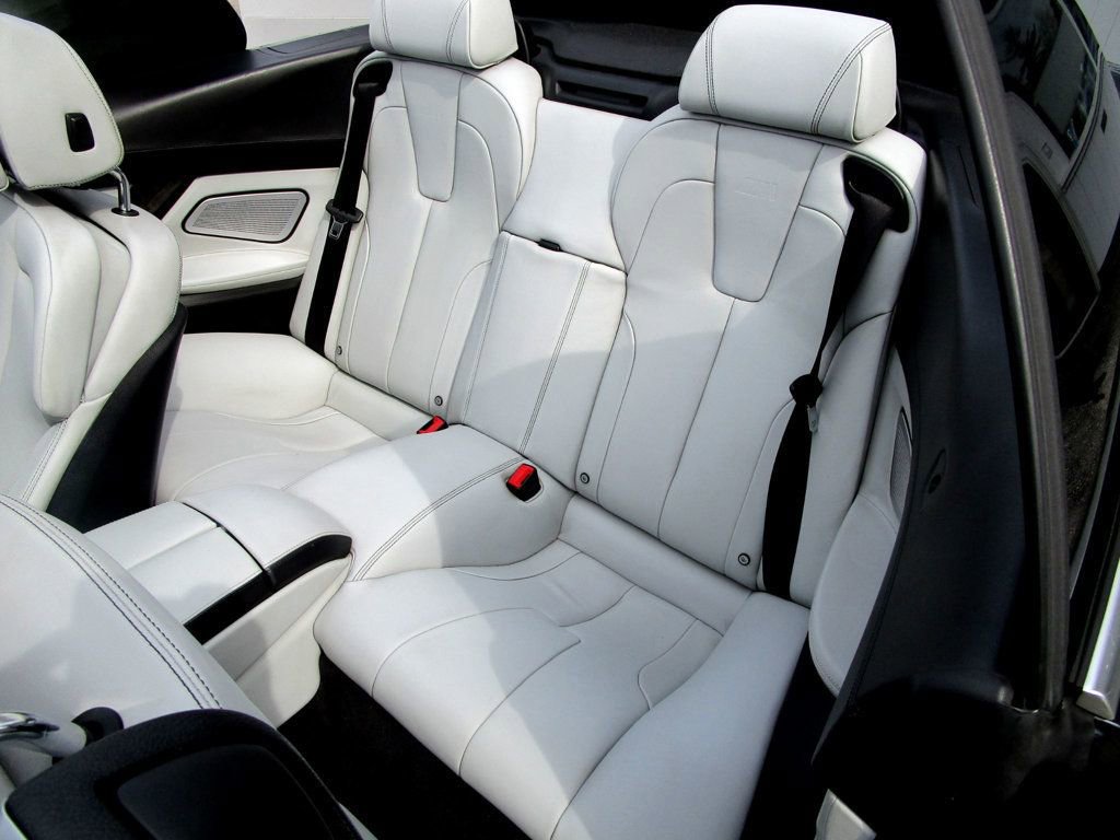 Used 2012 BMW M6 Convertible RWD image 17