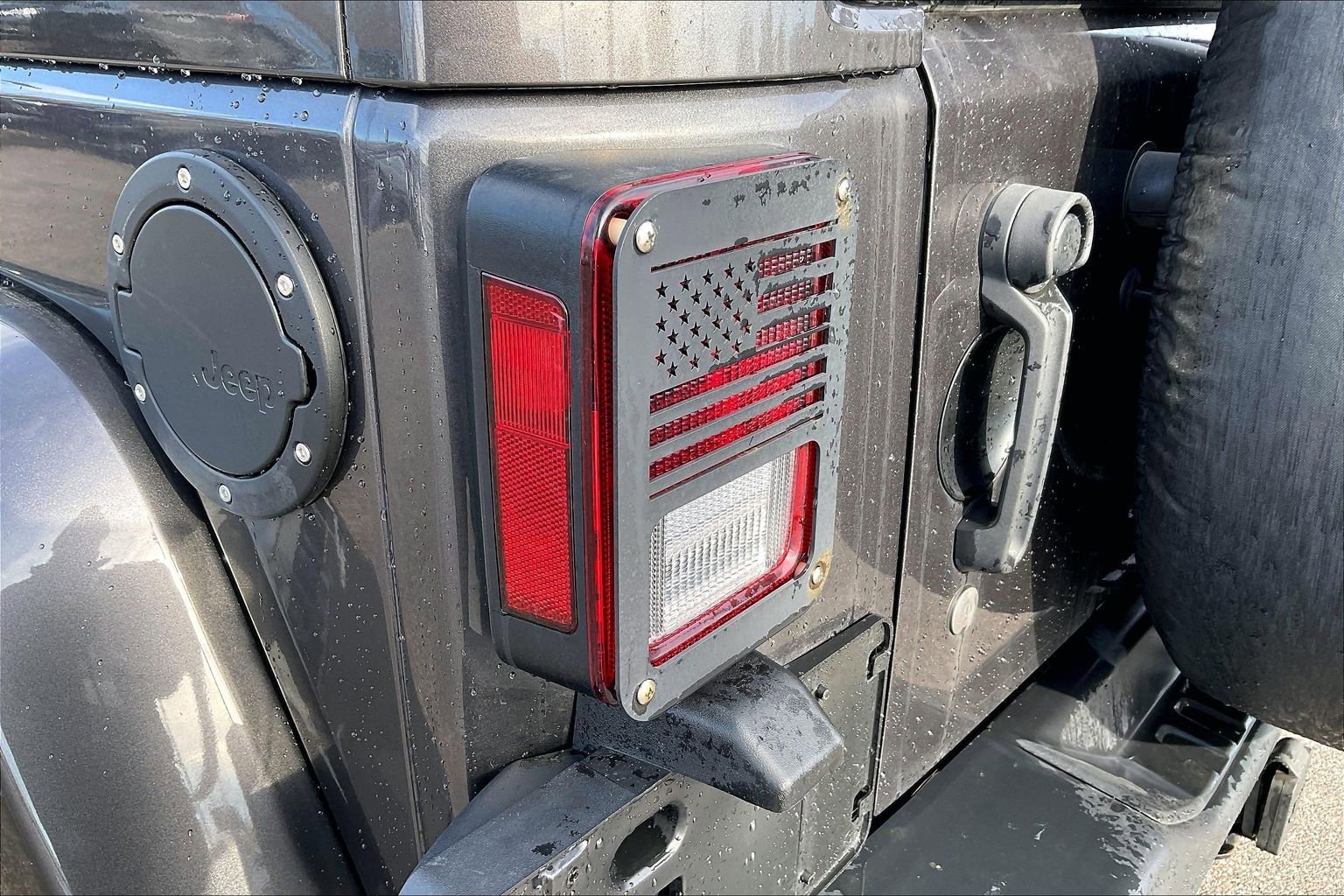 Used 2016 Jeep Wrangler Unlimited Rubicon image 30