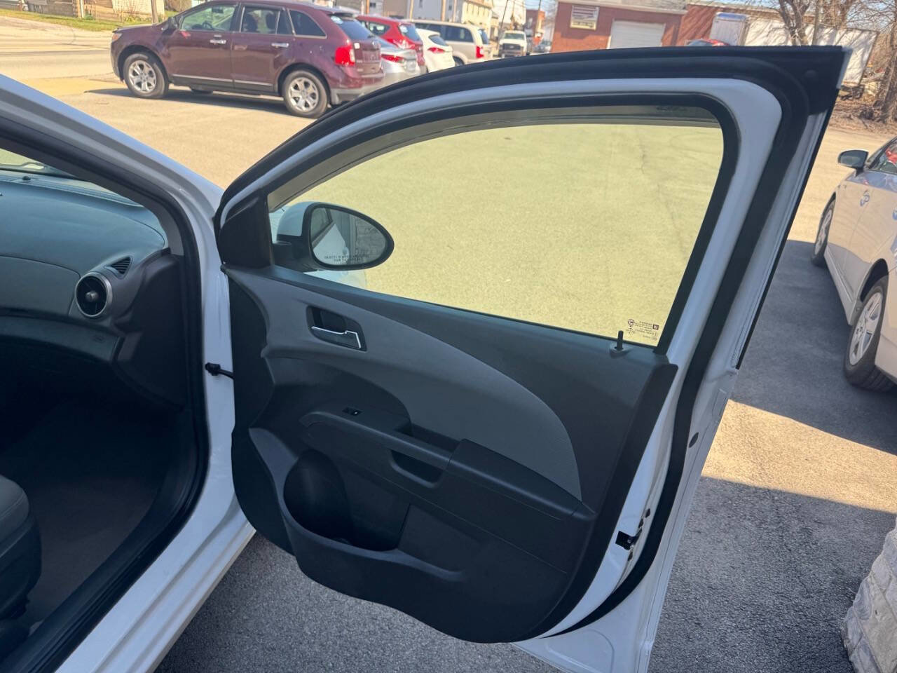 Used 2016 Chevrolet Sonic LT FWD image 24