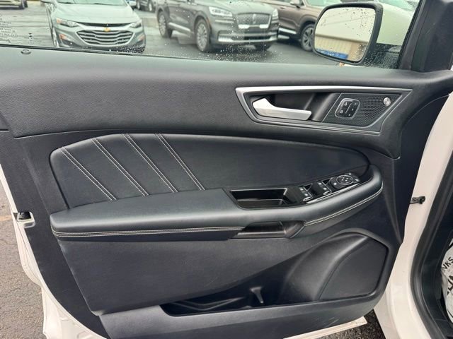 Used 2019 Ford Edge ST w/ Convenience Package image 23