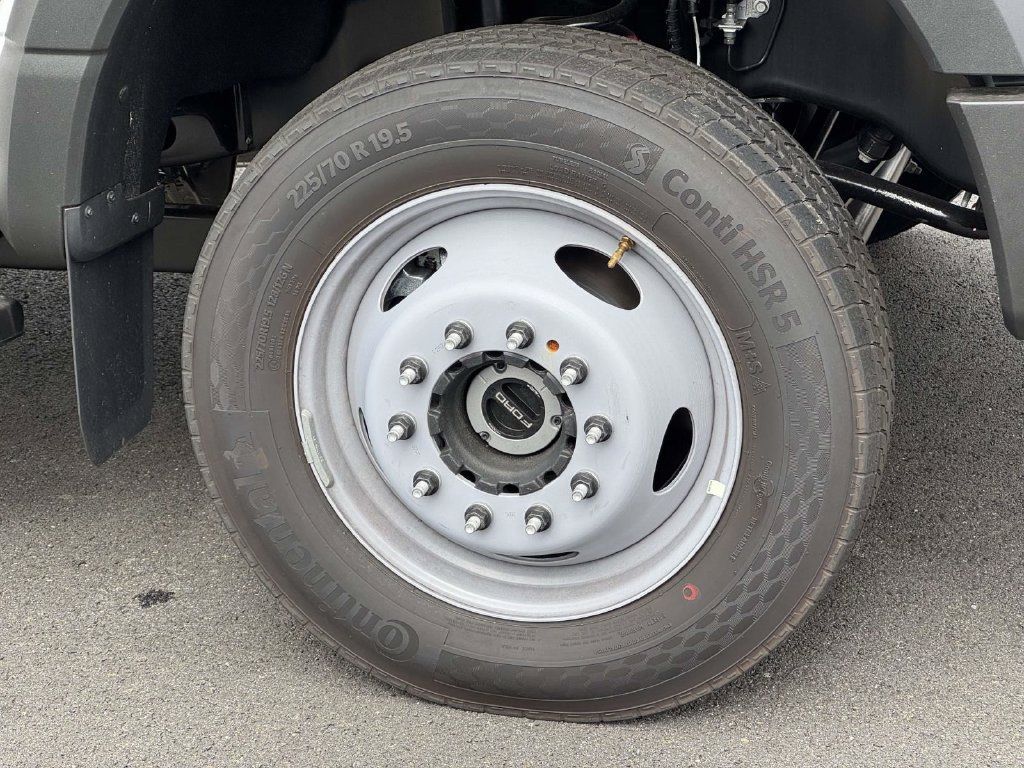 New 2026 Ford F450 XL AWD/4WD image 9