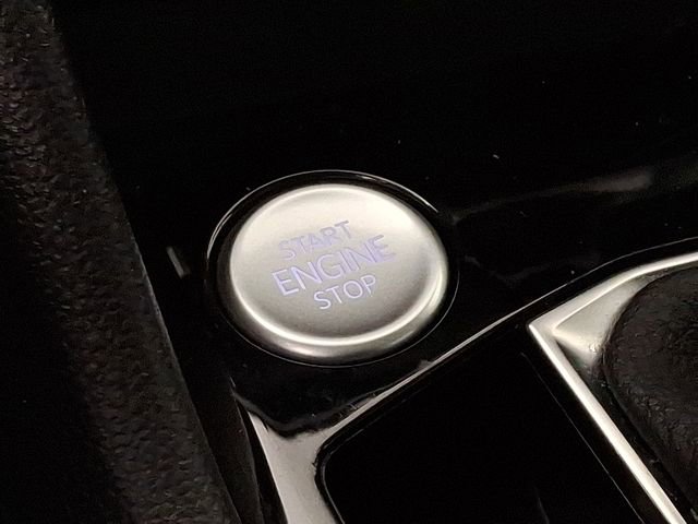 Used 2022 Volkswagen Taos SEL image 24