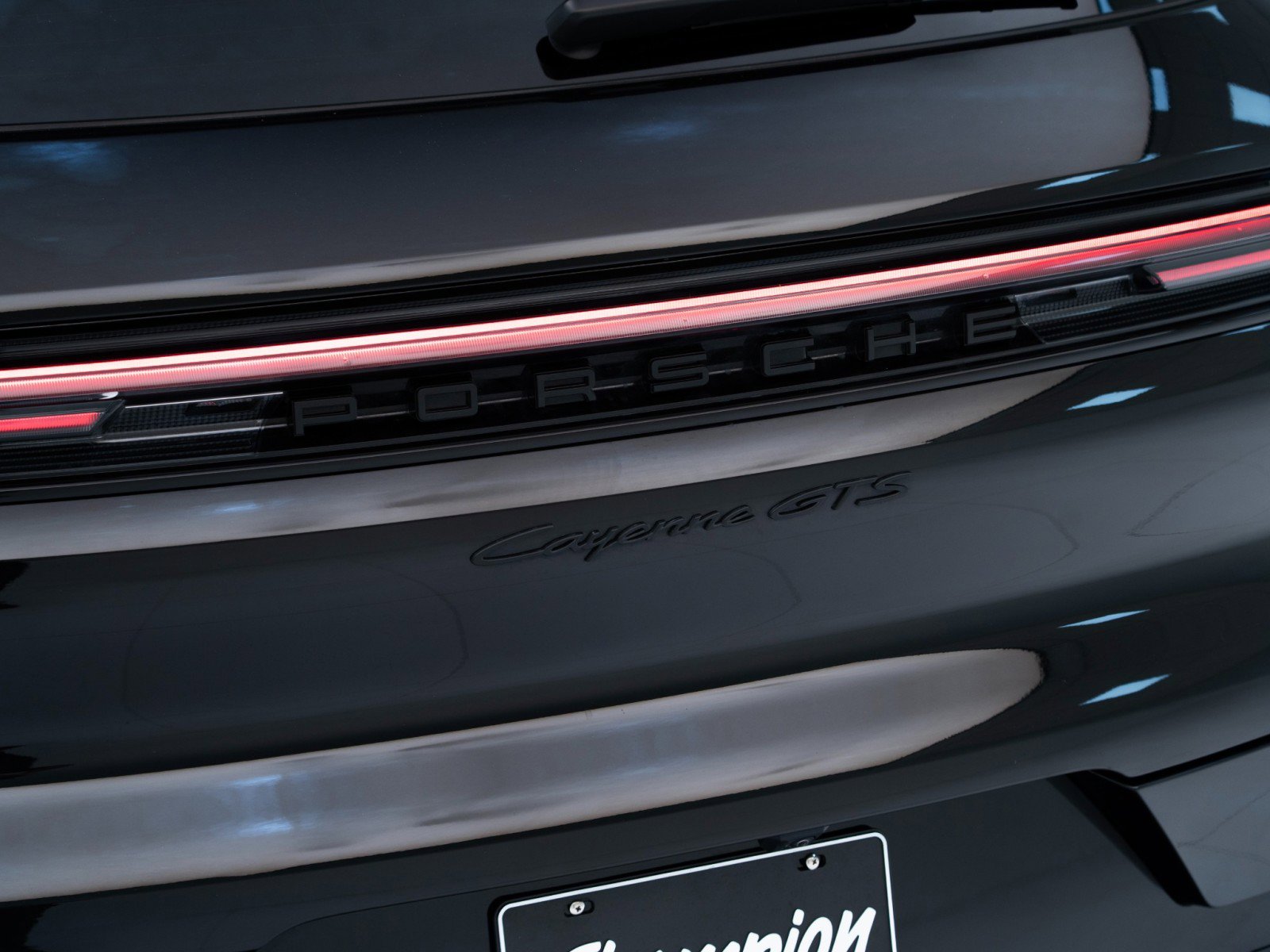 Certified 2025 Porsche Cayenne GTS image 13