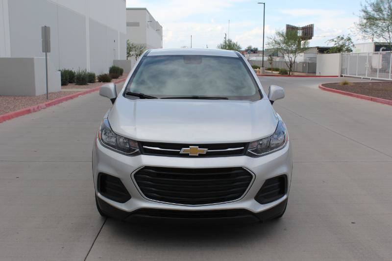 Used 2022 Chevrolet Trax LS w/ Tint and Cruise Package FWD image 2