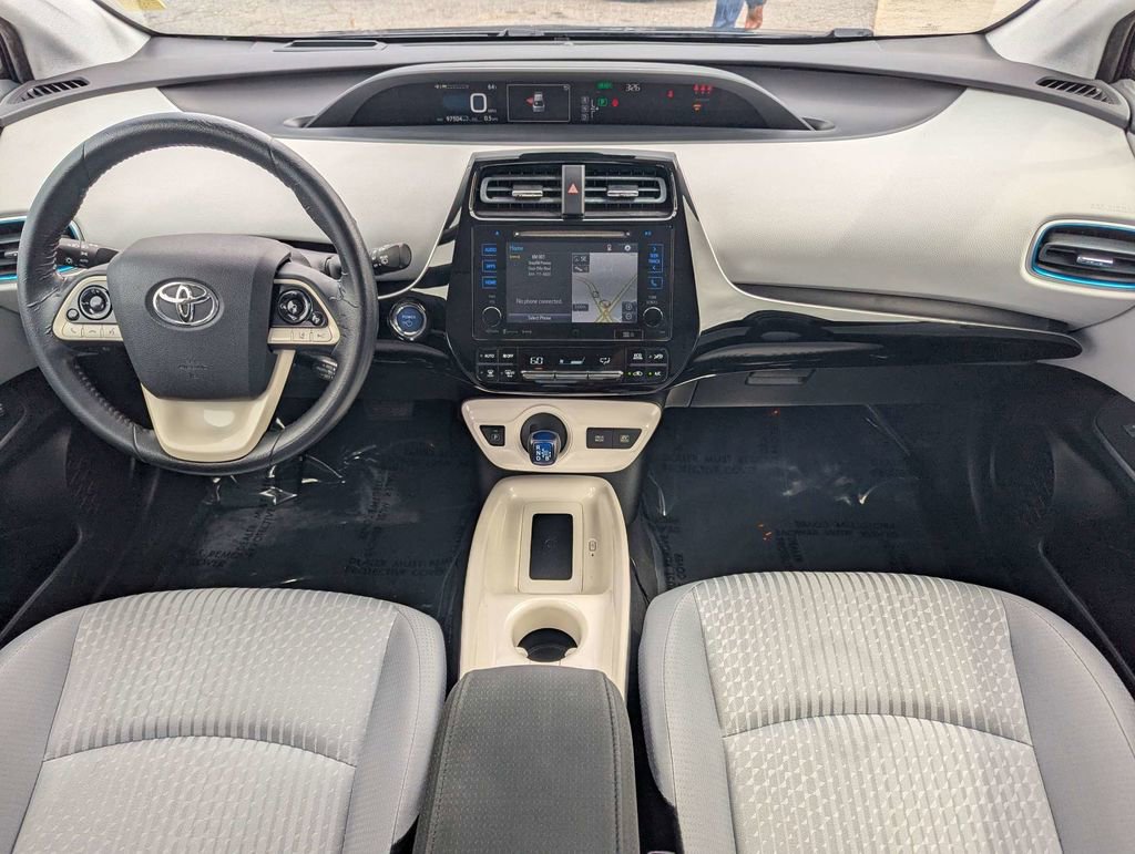 Used 2017 Toyota Prius Three w/ Advanced Technology Package FWD image 15