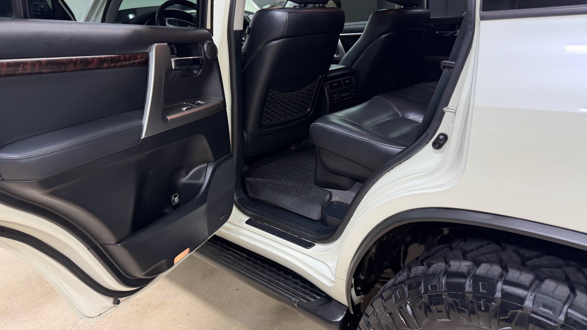 Used 2014 Toyota Land Cruiser AWD/4WD image 25