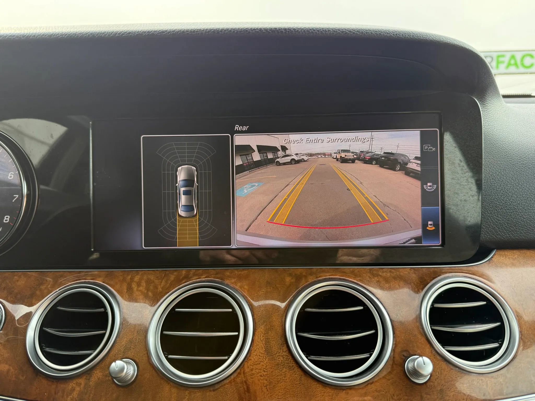 Used 2018 Mercedes-Benz E 300 image 37