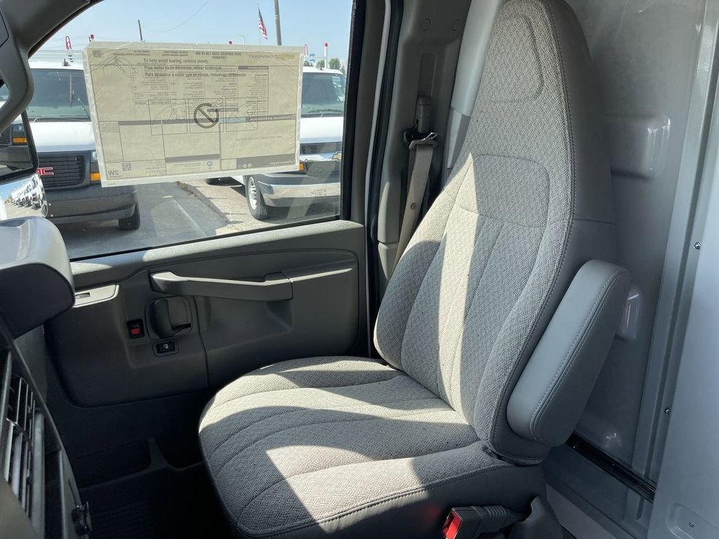 New 2025 Chevrolet Express 3500 w/ Power Convenience Package RWD image 17