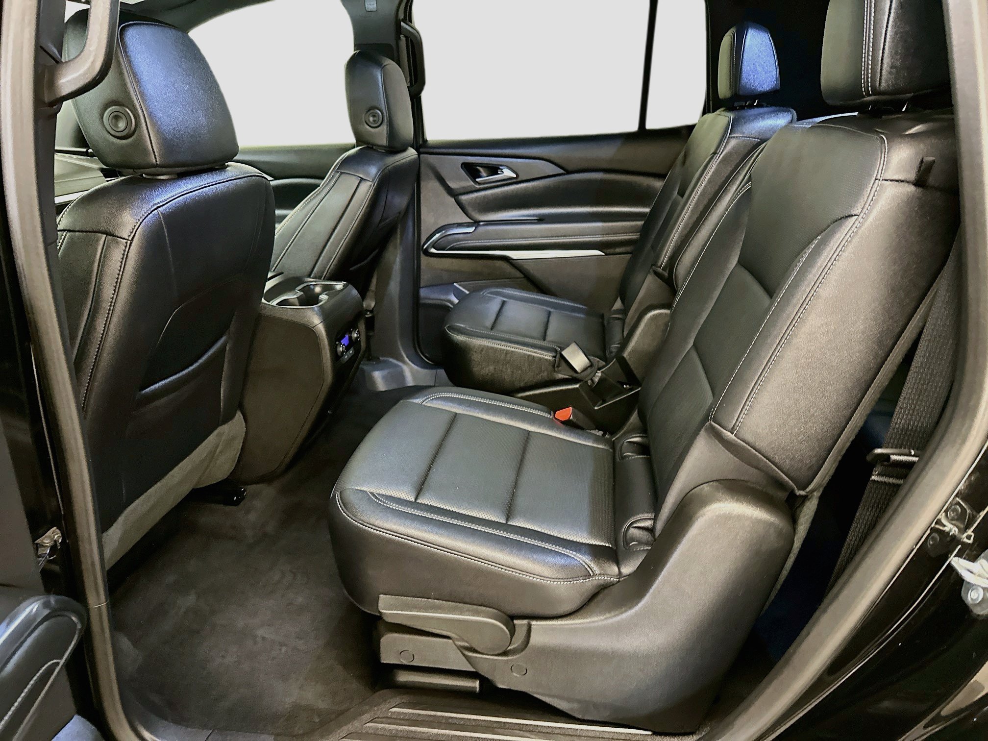 Used 2026 Chevrolet Traverse LT AWD/4WD image 29