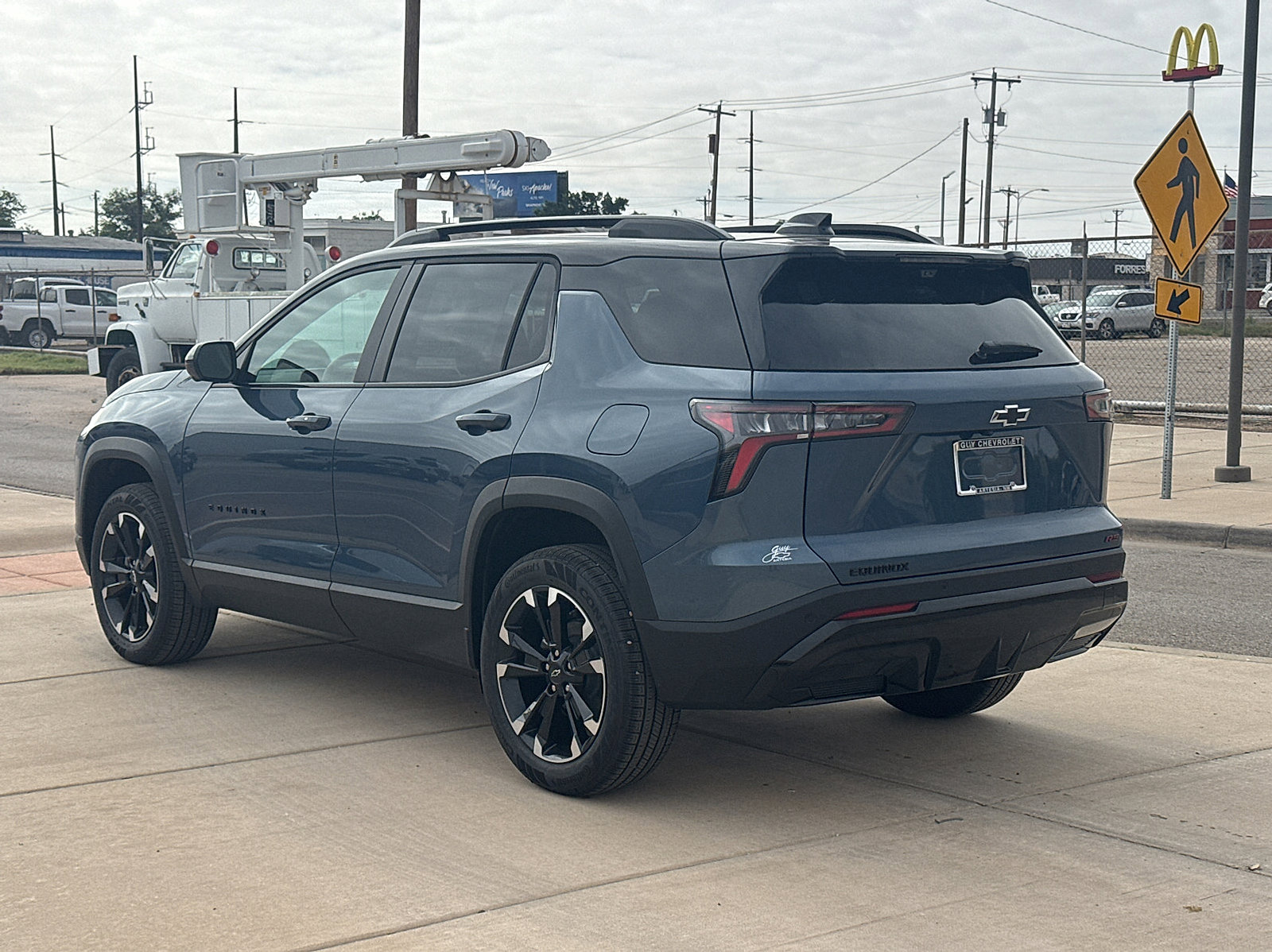 New 2026 Chevrolet Equinox RS w/ Safety and Technology Package FWD image 3
