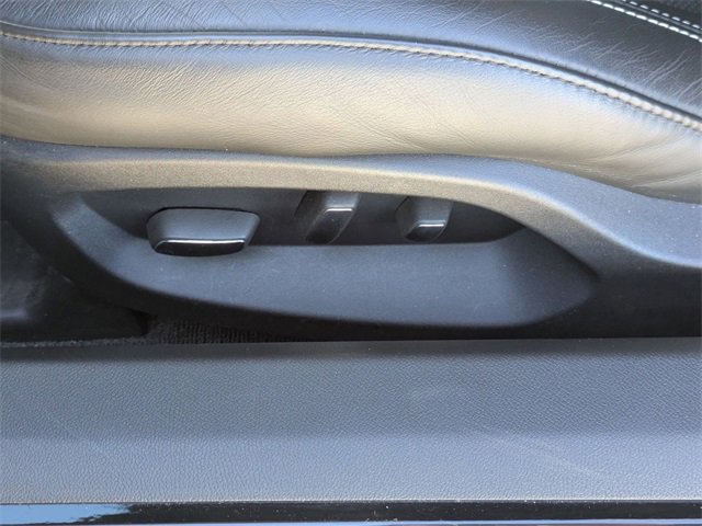 Used 2015 Chevrolet Corvette Z06 w/ 3LZ Preferred Equipment Group image 13