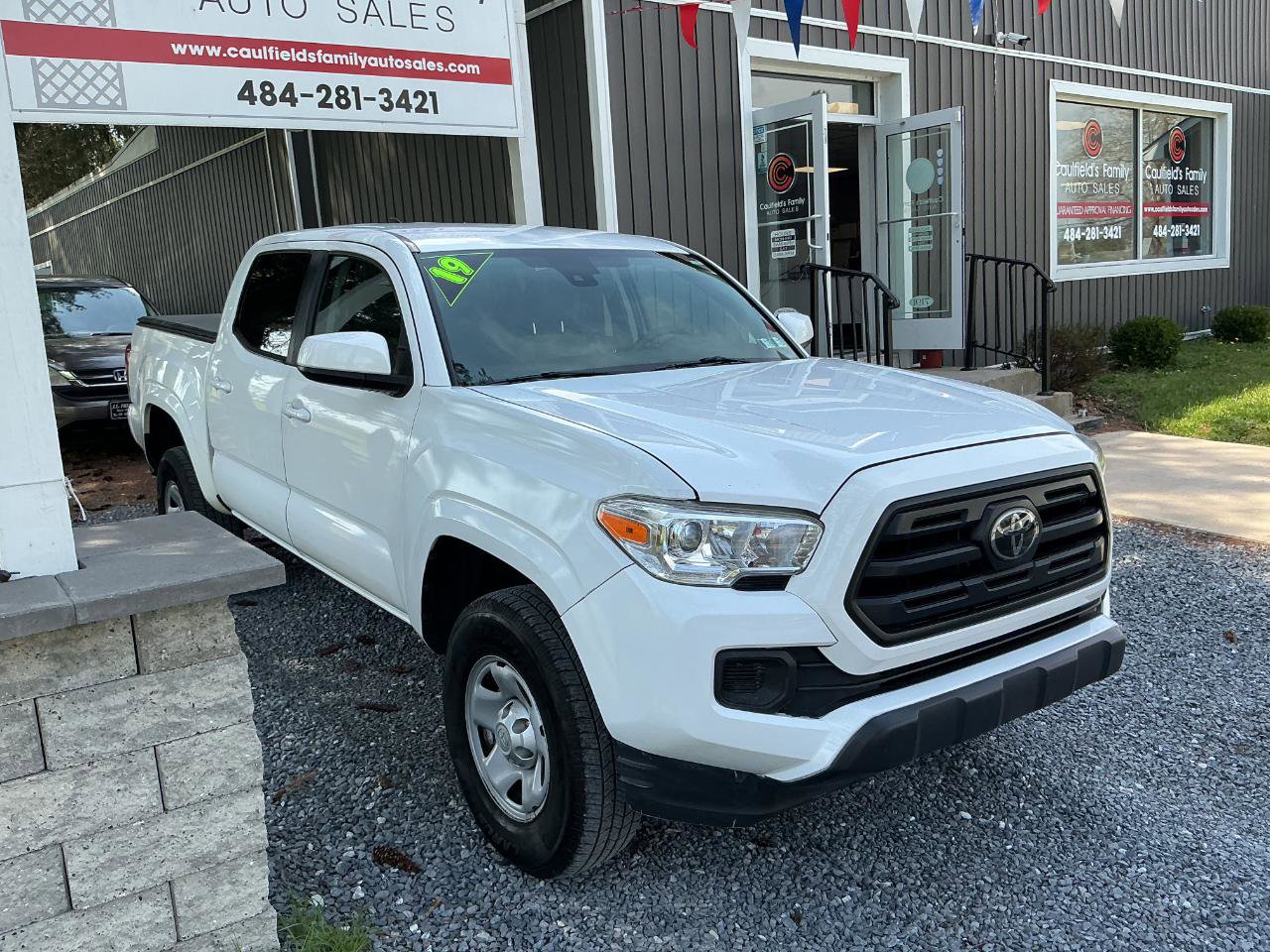 Used 2019 Toyota Tacoma SR w/ SR Convenience Package RWD image 3