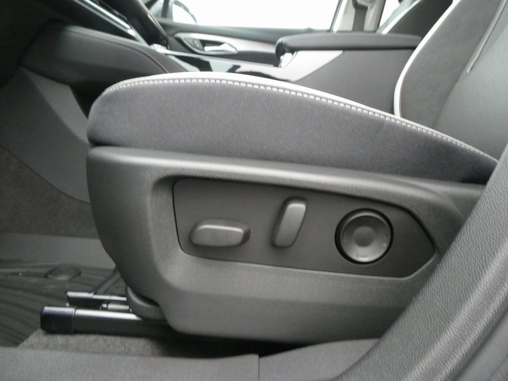 New 2026 Buick Envision Sport Touring AWD/4WD image 7