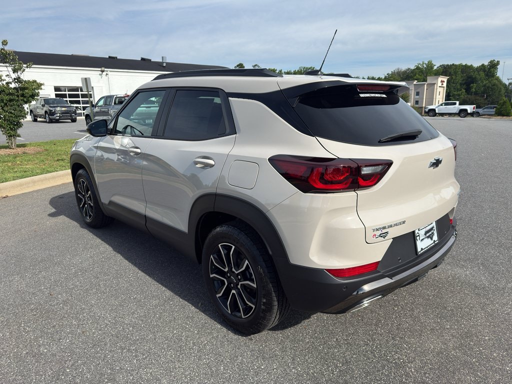 New 2026 Chevrolet TrailBlazer ACTIV w/ Convenience Package FWD image 4