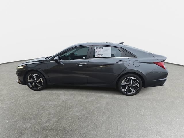 Used 2023 Hyundai Elantra Limited FWD image 8