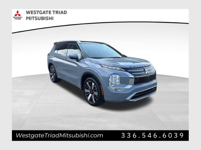 New 2026 Mitsubishi Outlander SEL image 1