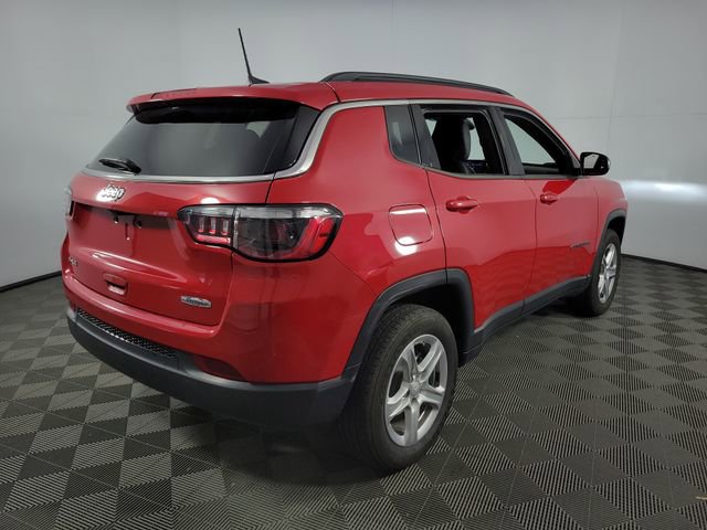 Used 2023 Jeep Compass Latitude image 8