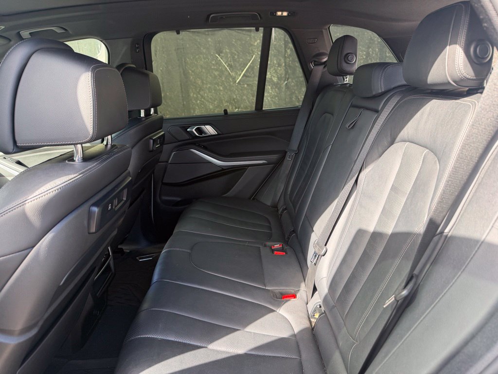 Used 2021 BMW X5 M50i w/ Executive Package AWD/4WD image 9
