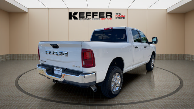 New 2025 RAM 2500 Big Horn AWD/4WD image 5