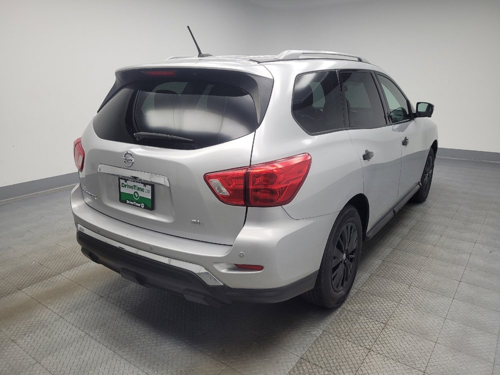 Used 2018 Nissan Pathfinder SL image 9