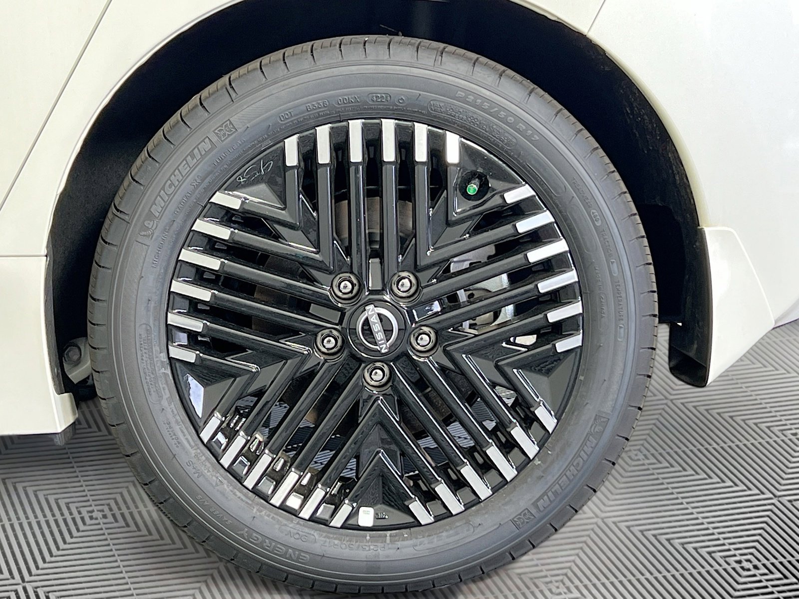 New 2025 Nissan Leaf SV Plus FWD image 34