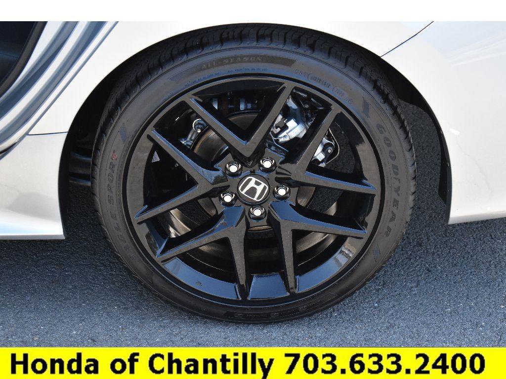Certified 2025 Honda Civic Sport image 32