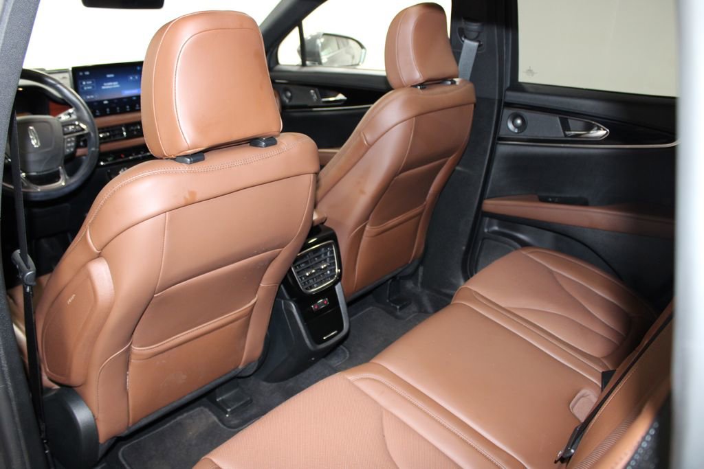 Used 2022 Lincoln Nautilus Reserve w/ Equipment Group 201A image 27