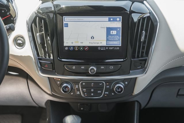 Used 2023 Chevrolet Traverse Premier AWD/4WD image 28