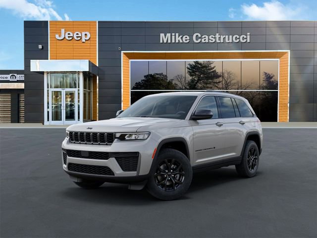 New 2026 Jeep Grand Cherokee 4WD image 2