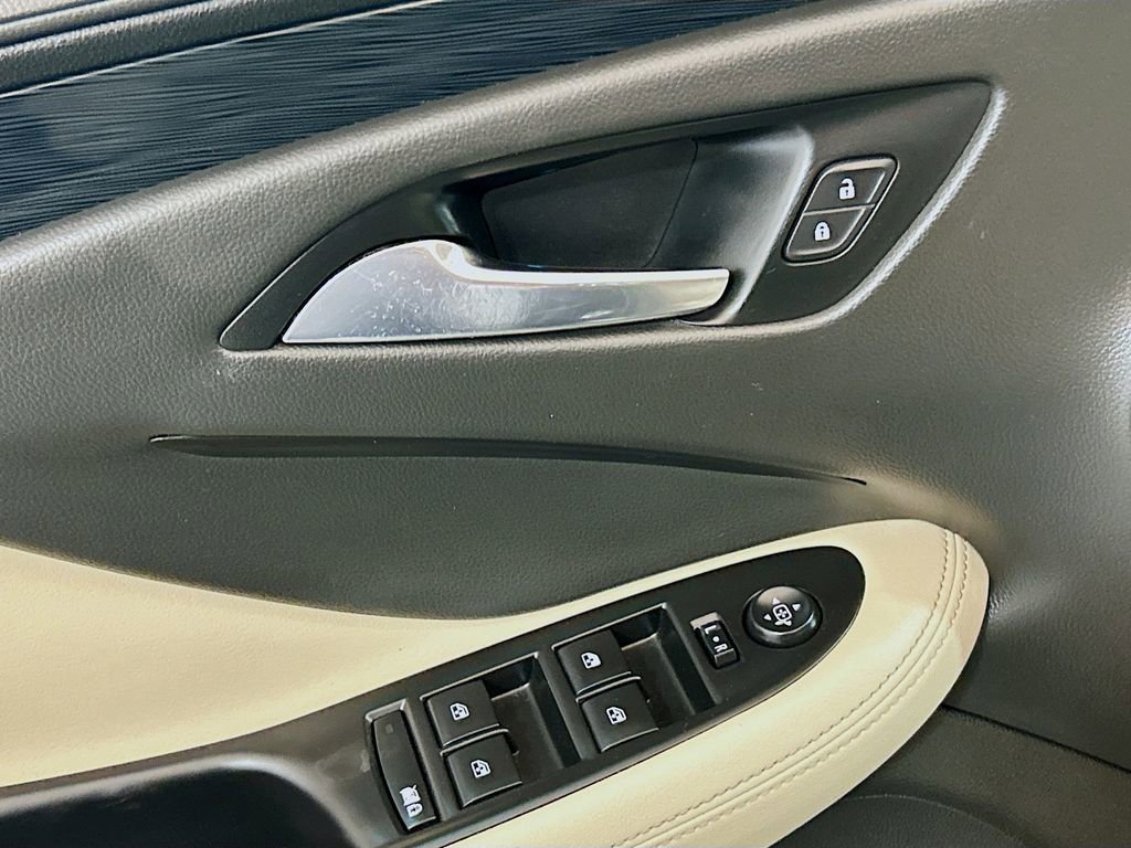 Used 2018 Buick Envision Preferred FWD image 15