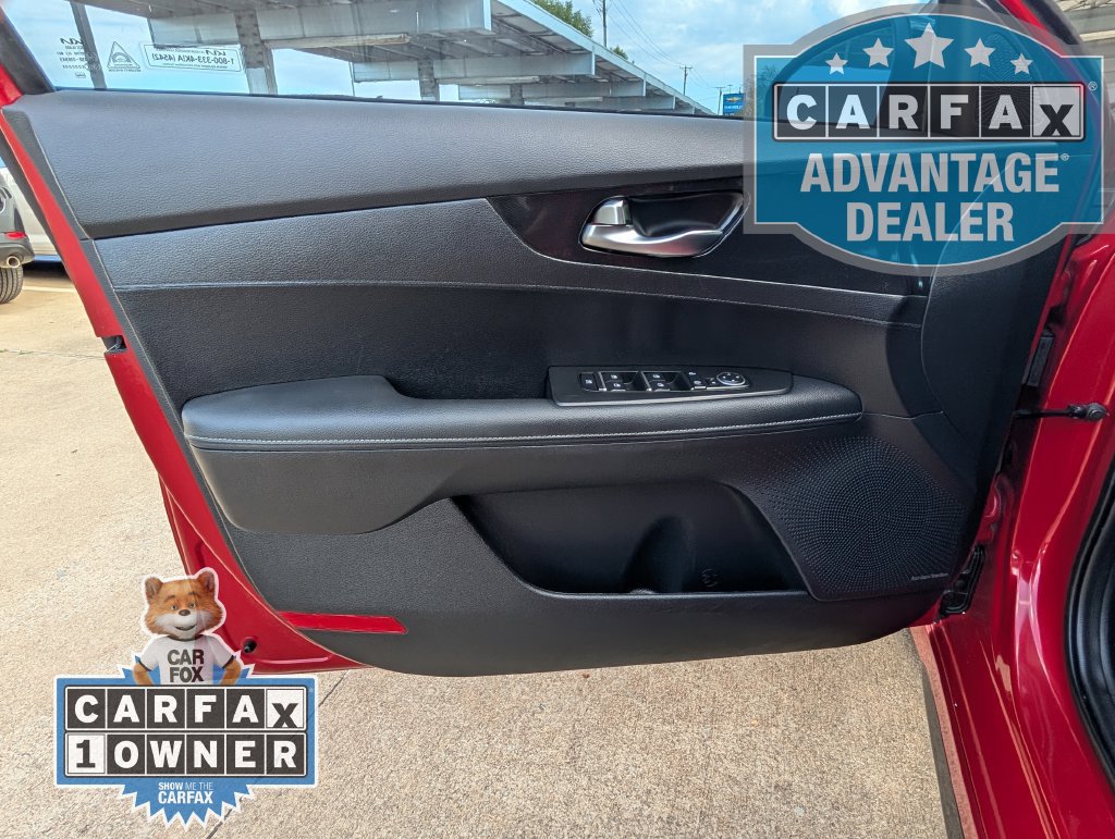 Used 2024 Kia Forte GT-Line w/ GT-Line Premium Package FWD image 17
