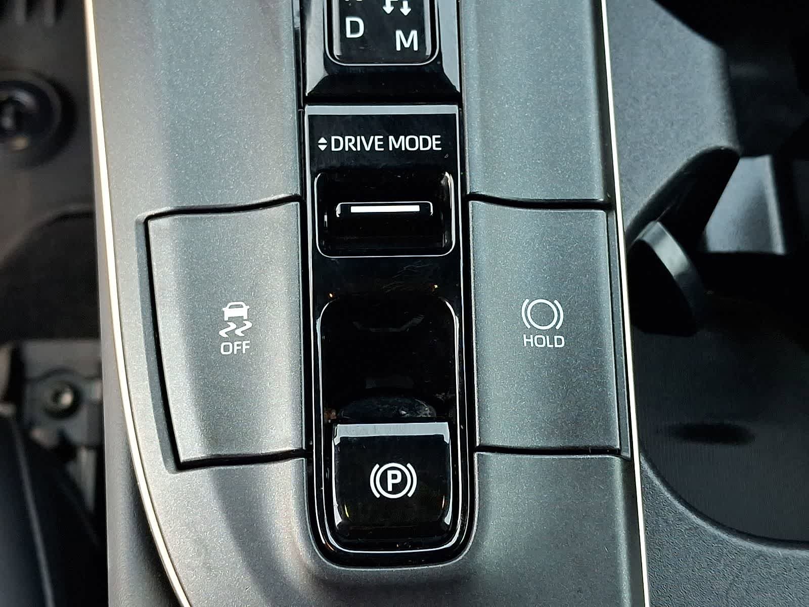 Used 2023 Toyota Crown Platinum AWD/4WD image 28