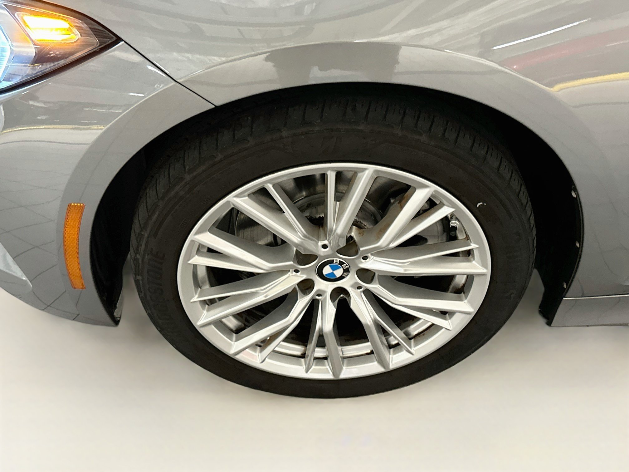Certified 2023 BMW 330i Sedan w/ Convenience Package RWD image 33