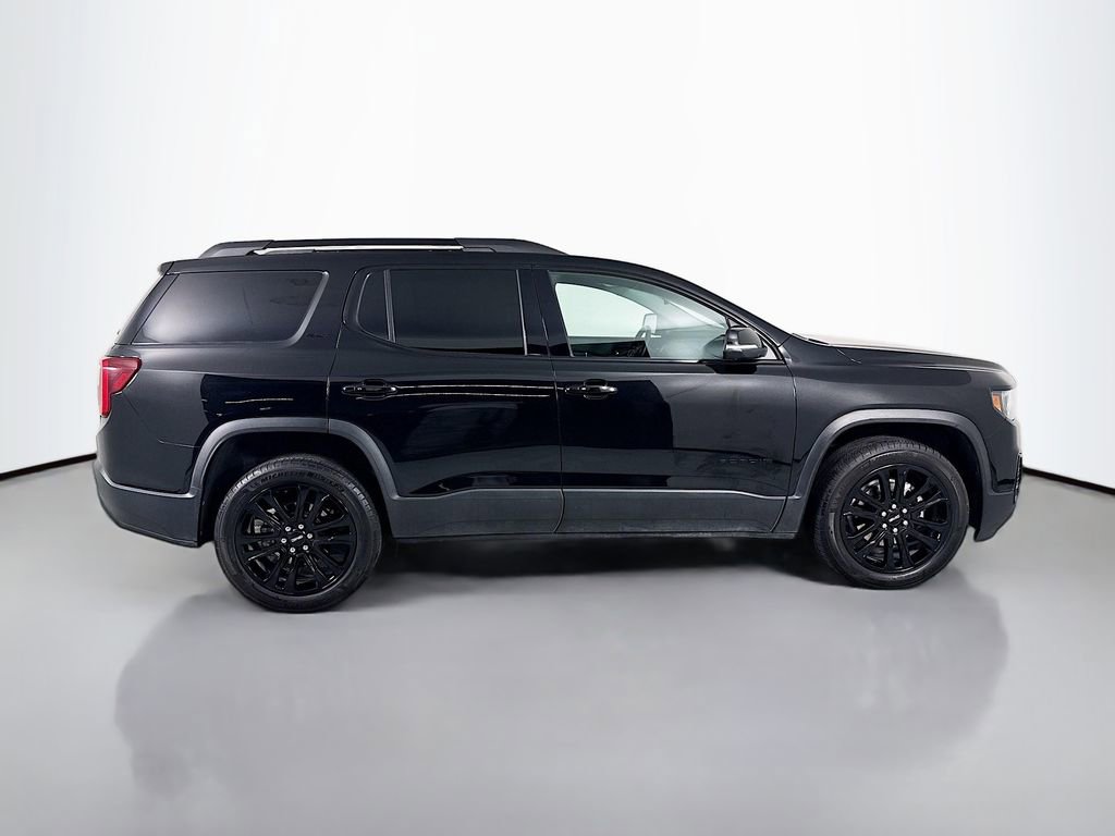 Used 2023 GMC Acadia SLT w/ Elevation Edition image 8