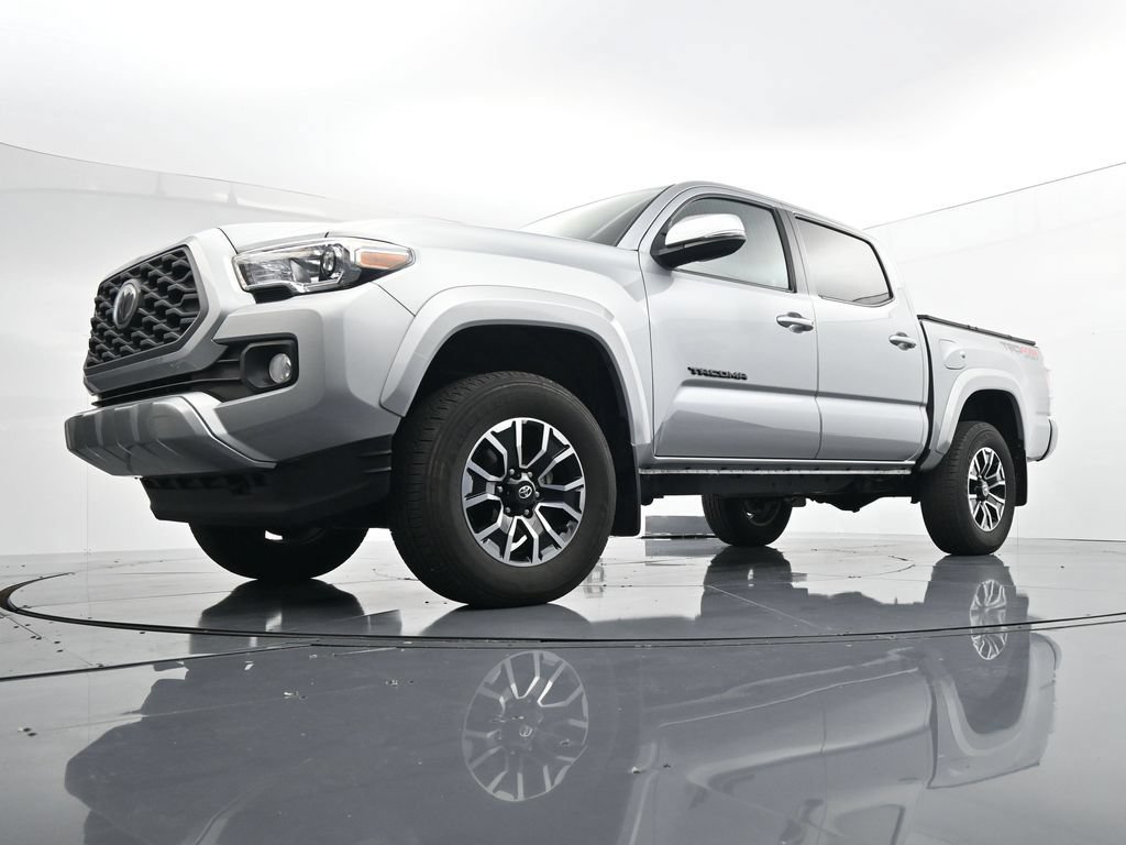 Used 2023 Toyota Tacoma TRD Sport AWD/4WD image 34