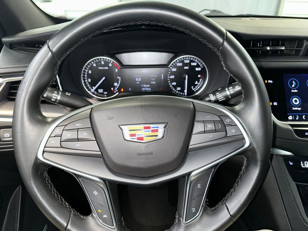Certified 2024 Cadillac XT5 Luxury image 16