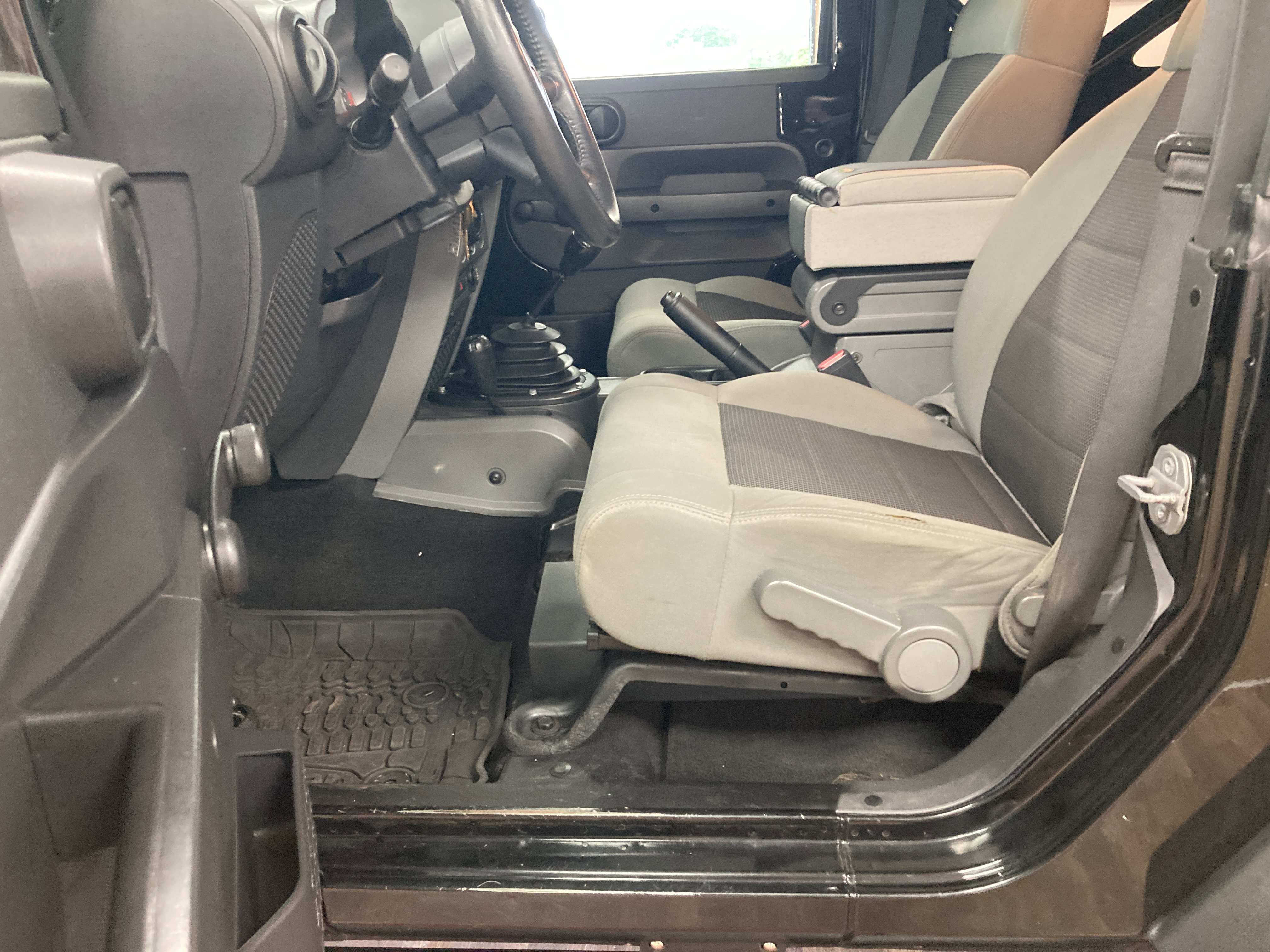 Used 2010 Jeep Wrangler Sport AWD/4WD image 12