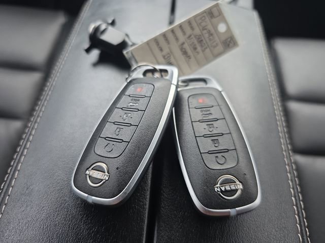 Used 2023 Nissan Rogue SV w/ SV Premium Package image 30