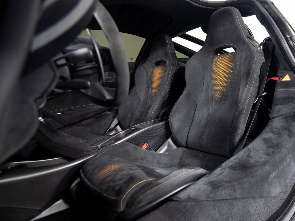 Used 2021 McLaren 765LT image 31