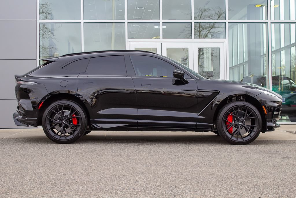 Used 2025 Aston Martin DBX 707 AWD/4WD image 4