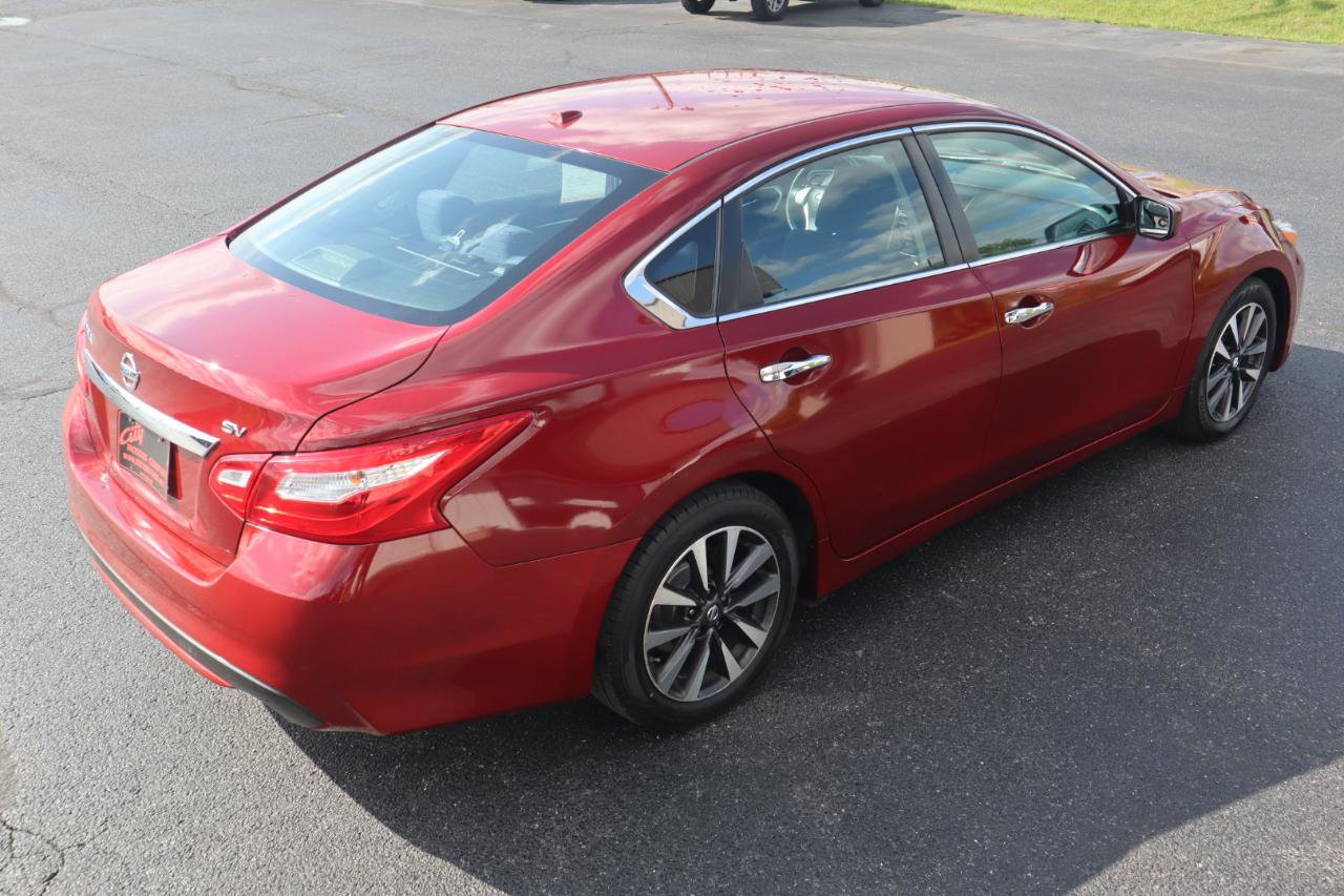 Used 2016 Nissan Altima 2.5 SV FWD image 14