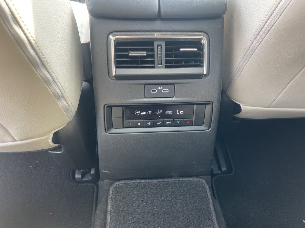 Used 2025 MAZDA CX-90 Plug-In Hybrid w/Premium Sport image 27