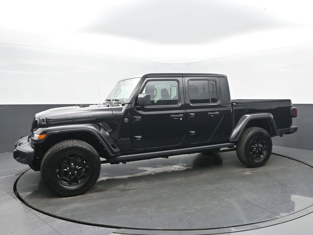 Used 2022 Jeep Gladiator Willys image 2