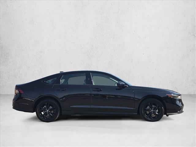 Used 2025 Honda Accord SE image 6