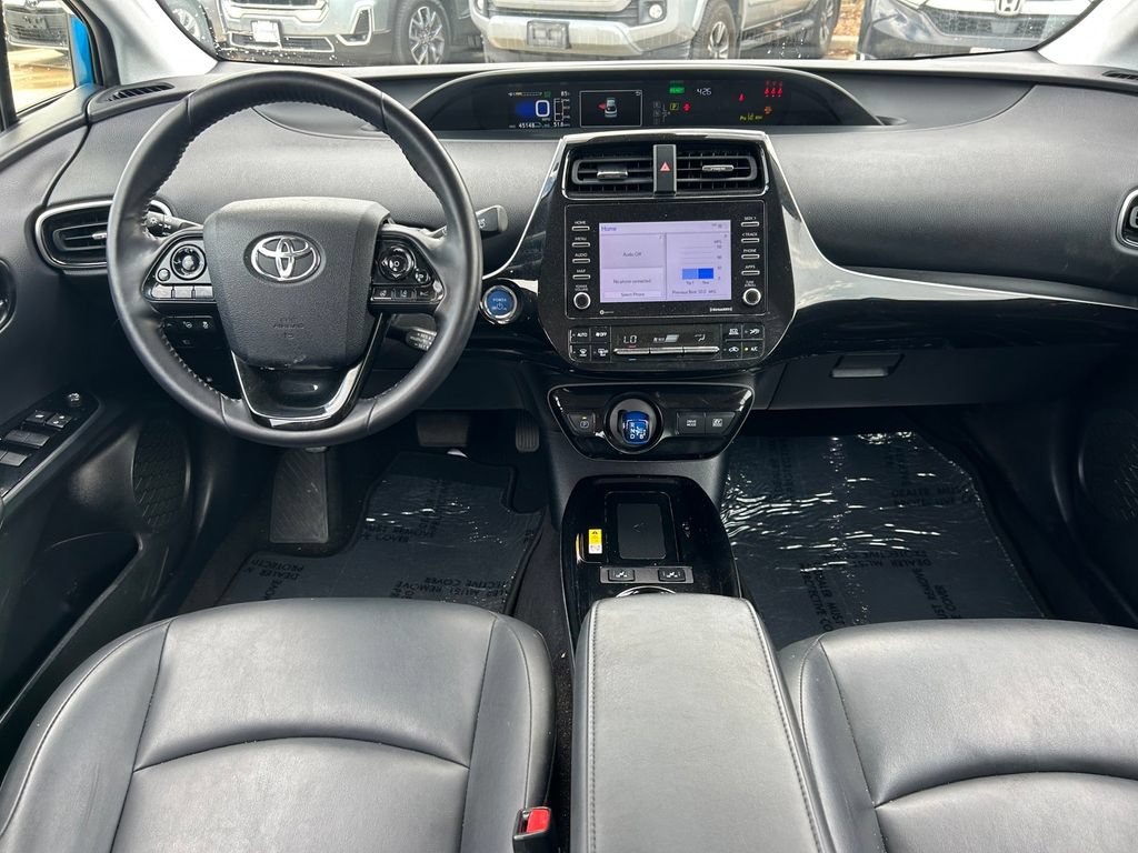 Certified 2021 Toyota Prius XLE FWD image 16