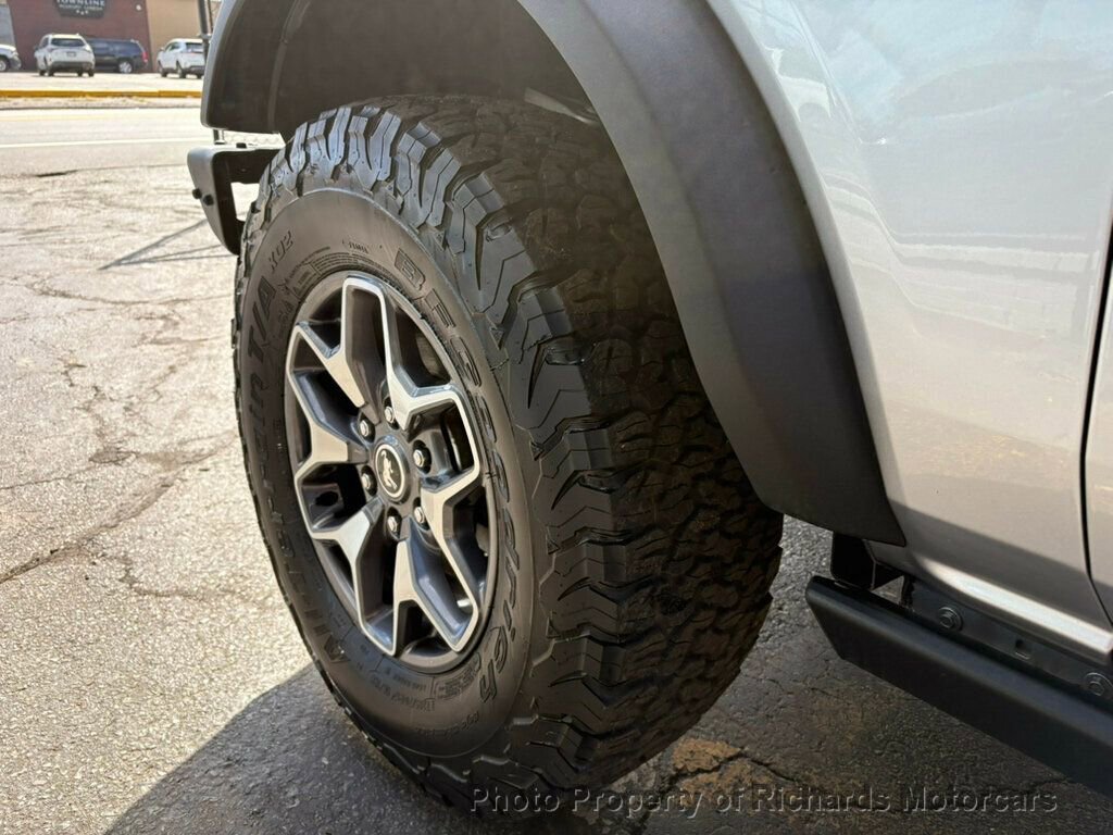 Used 2024 Ford Bronco Badlands image 12