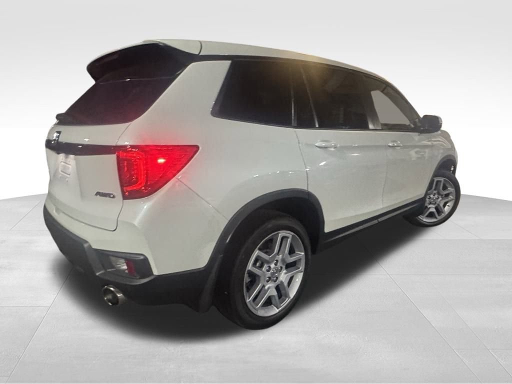 Certified 2025 Honda Passport EX-L image 36