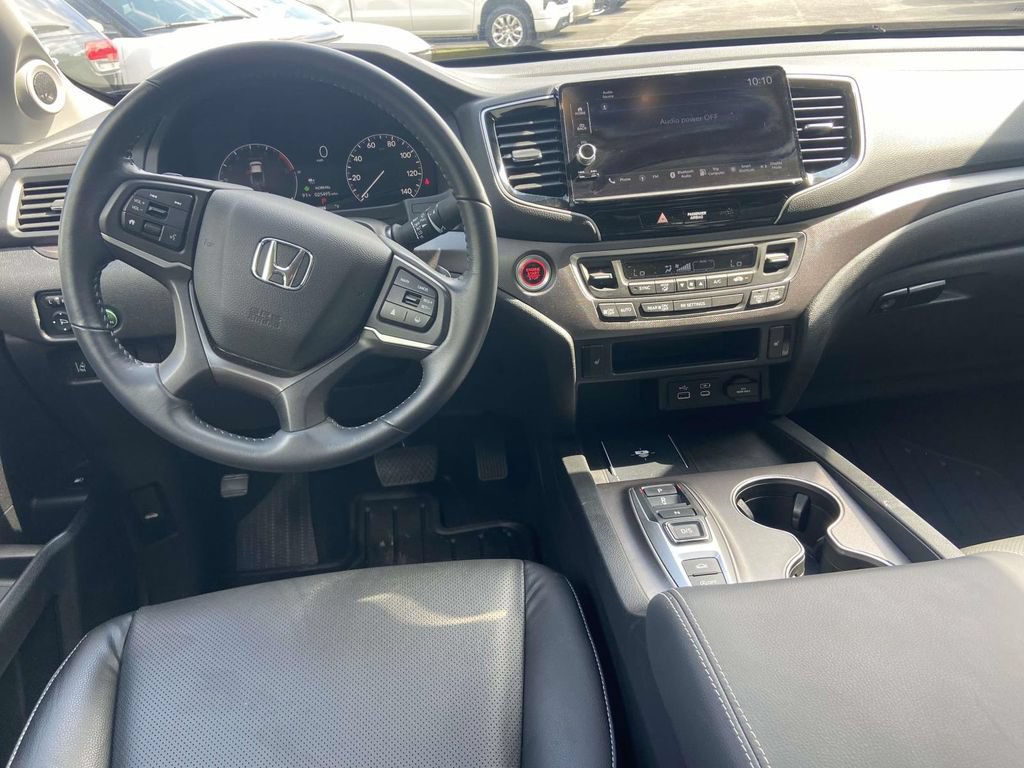 Used 2025 Honda Ridgeline RTL+ image 8