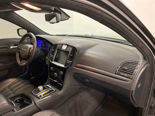 Used 2016 Chrysler 300 S w/ 300S Premium Group AWD/4WD image 25
